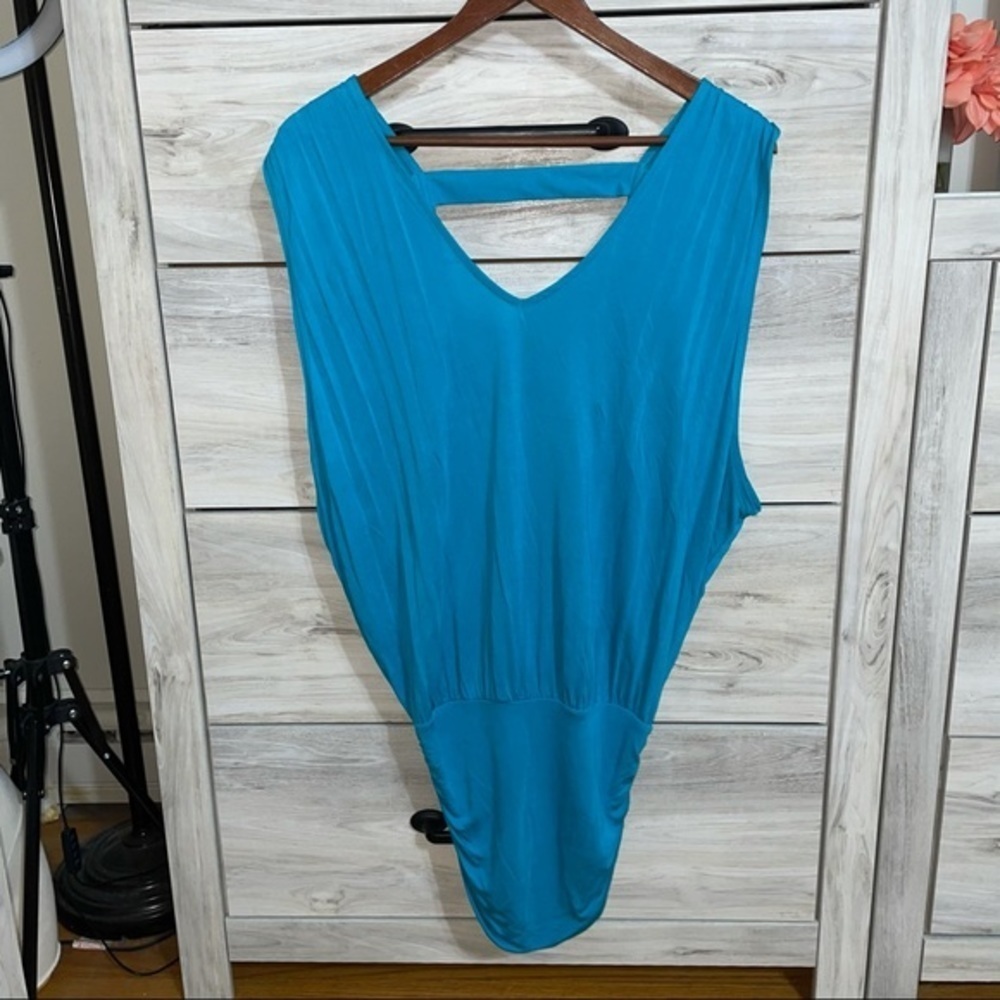 NWT bebe tunic tank